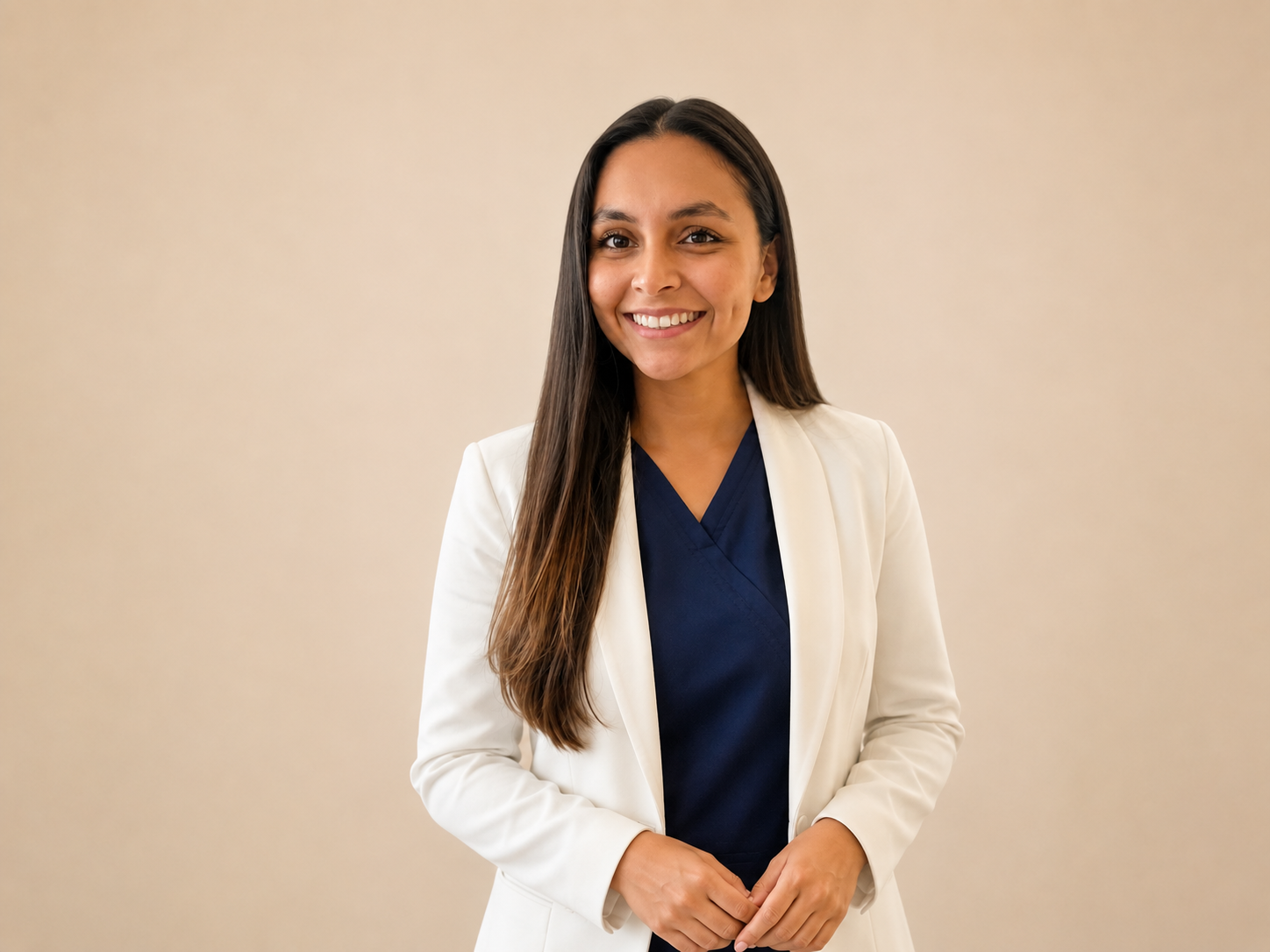 Cirujano dentista del equipo Systémae